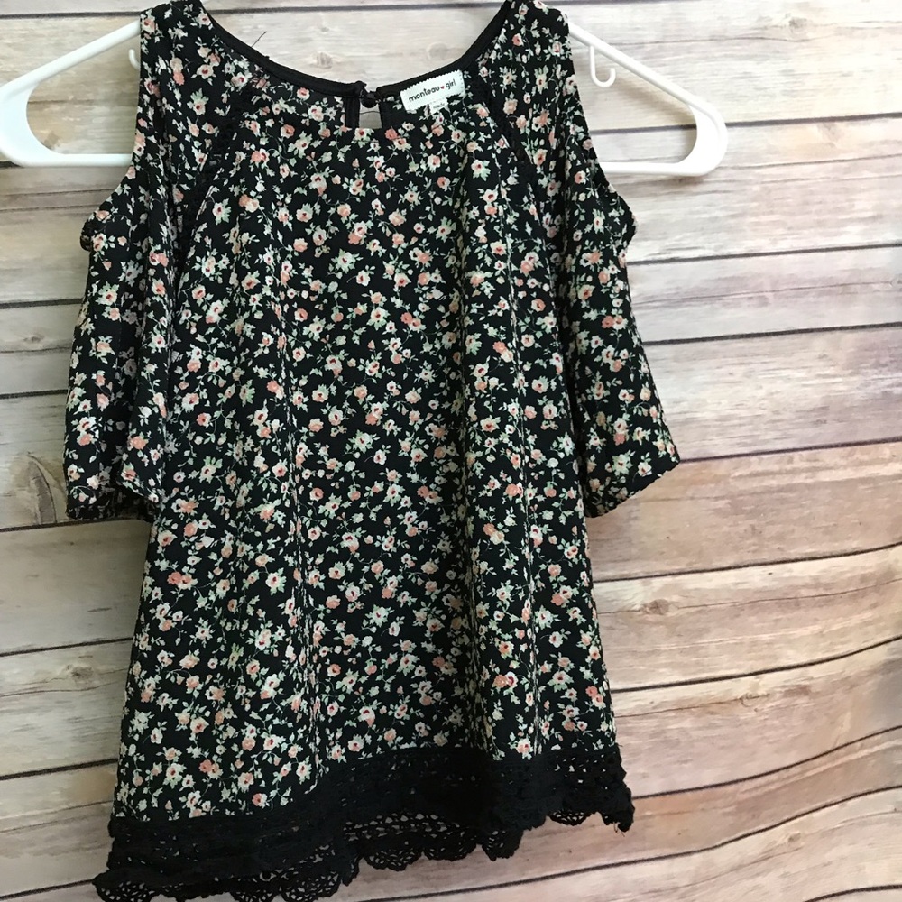 Floral cold shoulder top